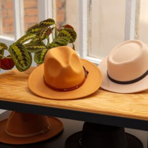 Chapeau Dining Table