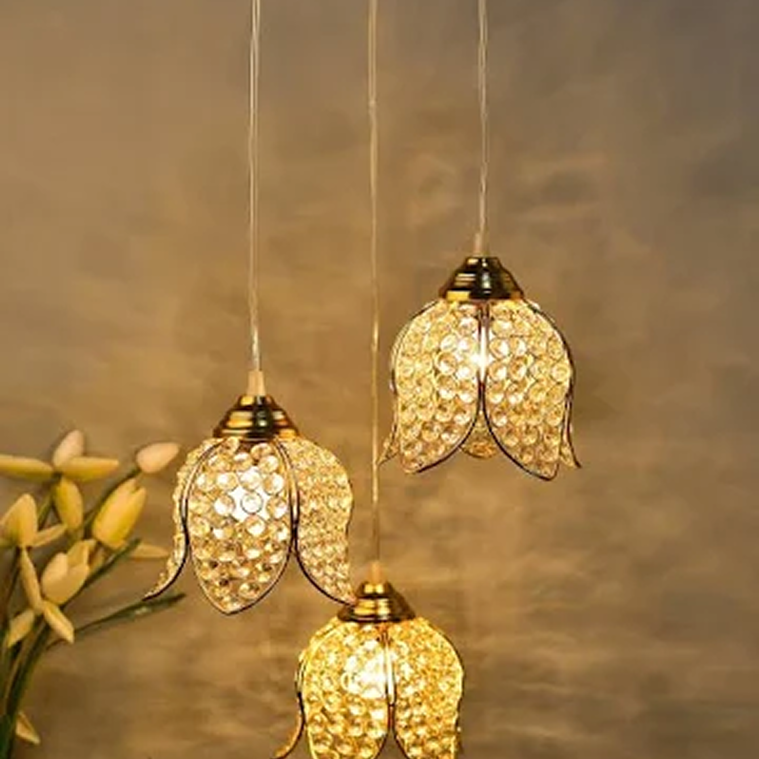 3-Lights Round Golden Cluster Chandelier
